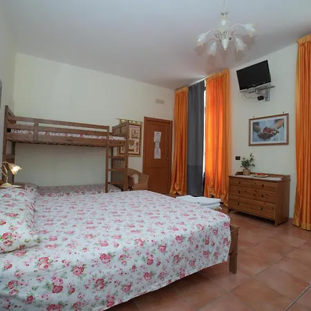 Agriturismo Fiori D'Arancio Palagiano Exterior foto